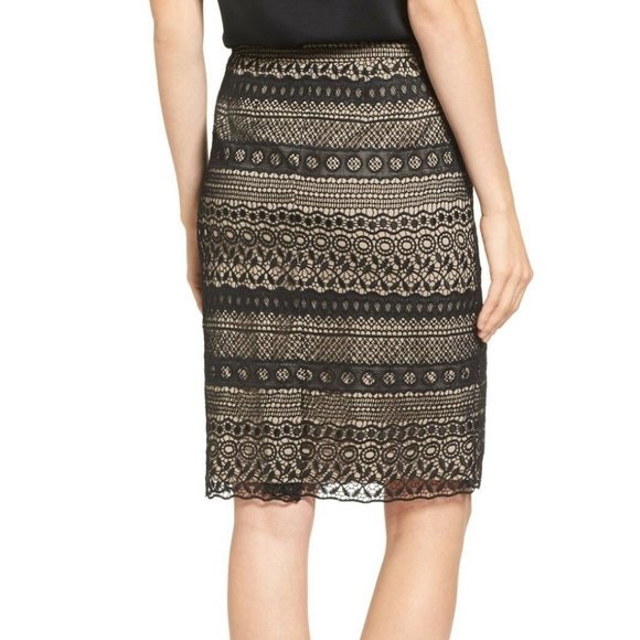 Emerson Rose New Eyelet LACE Embroidered Pull On Pencil SKIRT Black Nude 🎉HP🎉 - Picture 3 of 5